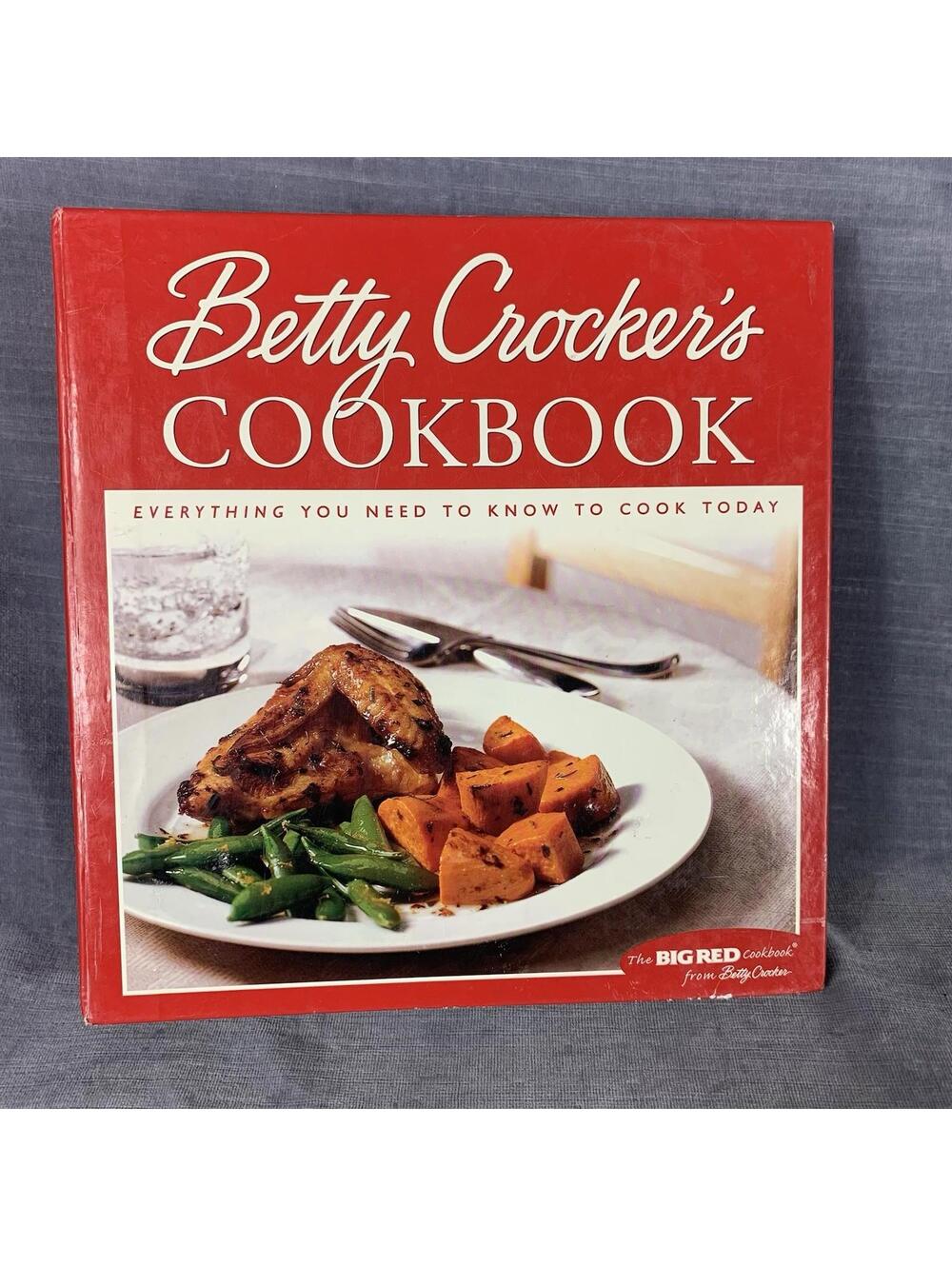 Vintage Betty Crocker a Cookbook 2000 5 Ring Binder HC Hungry Minds Inc